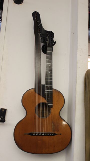 13 saitige Kontragitarre Franz Angerer Bild