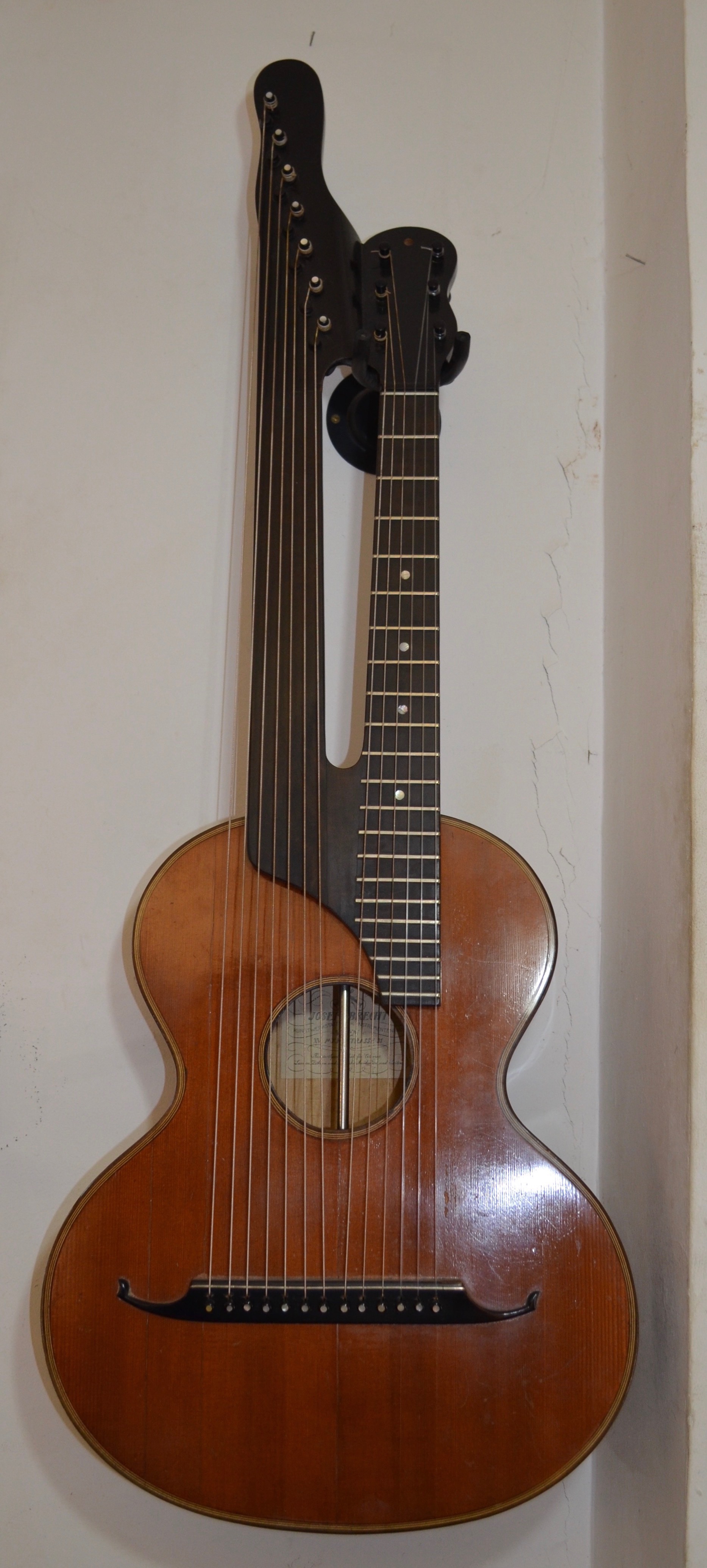 13 saitige Kontragitarre Josef Obrecht Bild